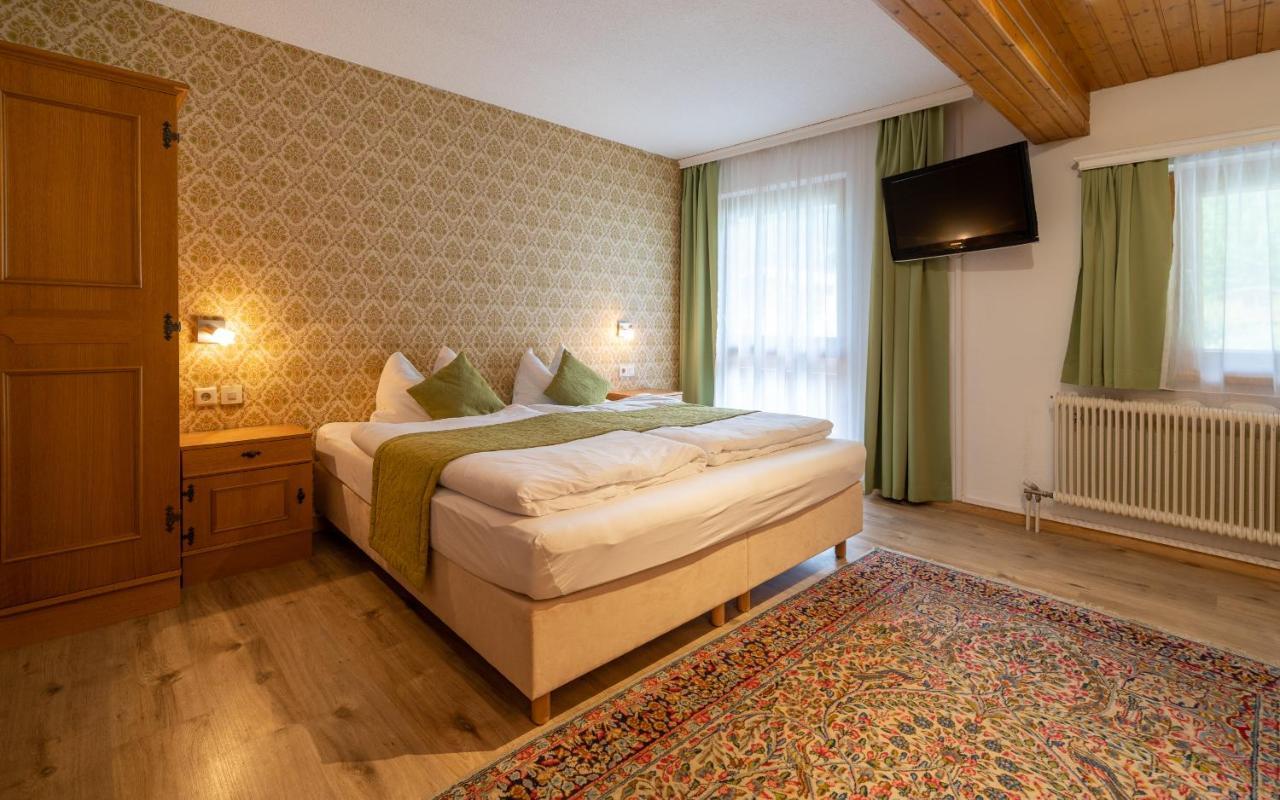 Pension Hofweyer Ramsau am Dachstein Exterior photo